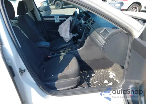 2013 Volkswagen Passat 2.5L S from USA, damaged, VIN 1VWAP7A32DC022617